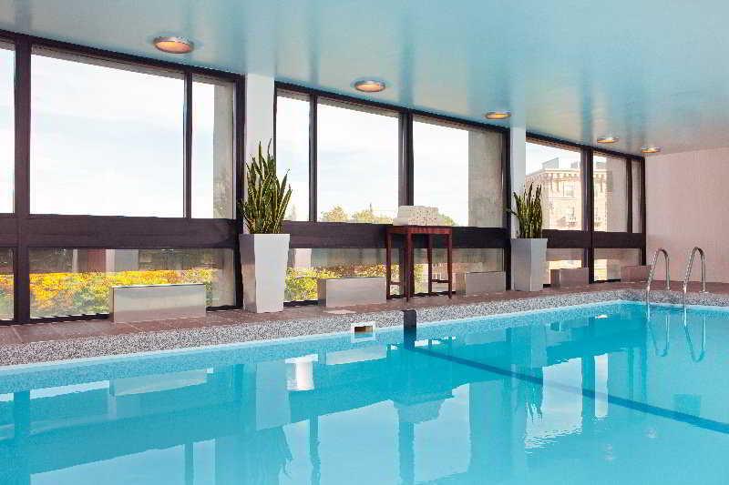 Four Points By Sheraton Boston Newton Extérieur photo