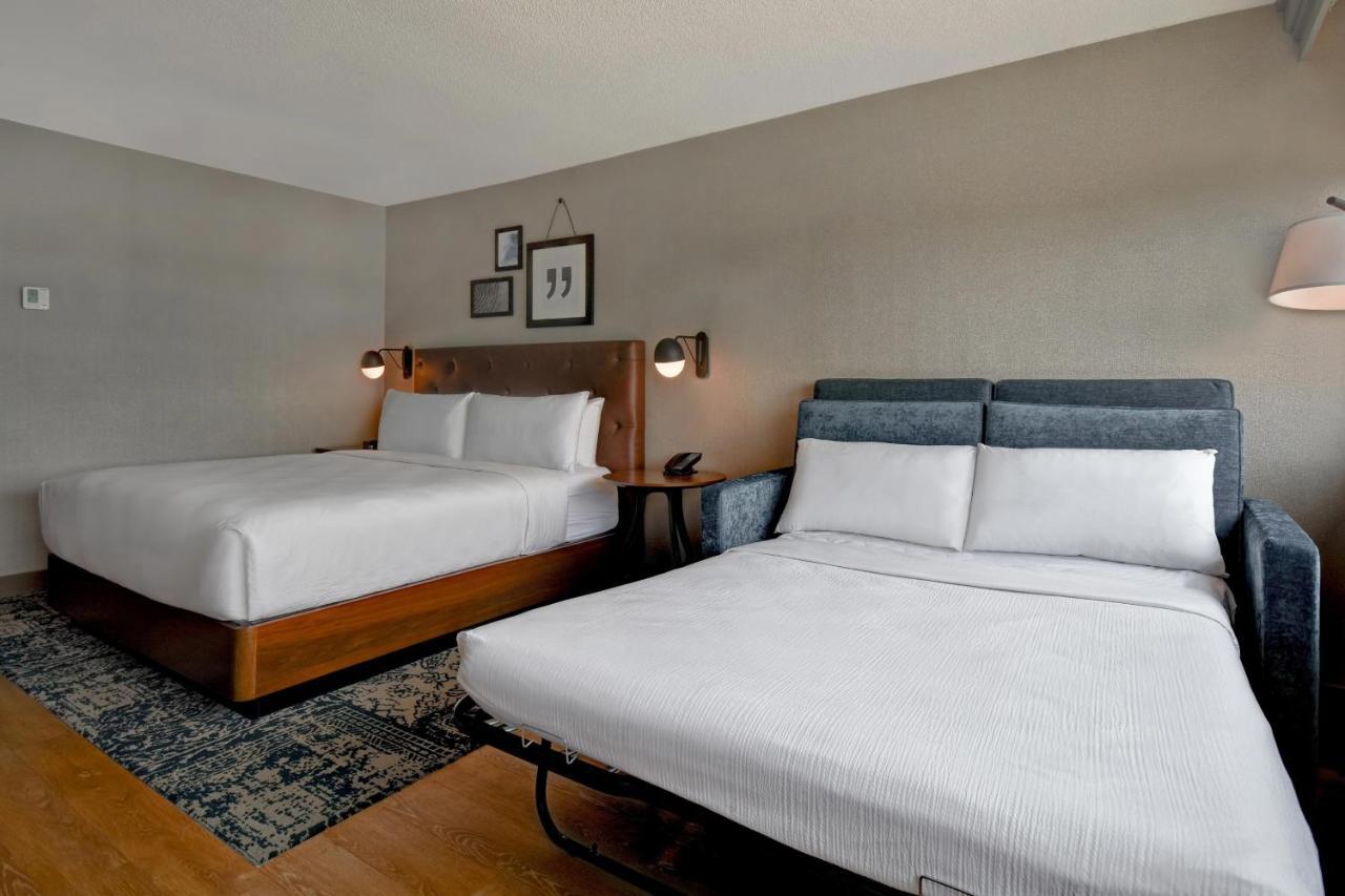 Four Points By Sheraton Boston Newton Extérieur photo