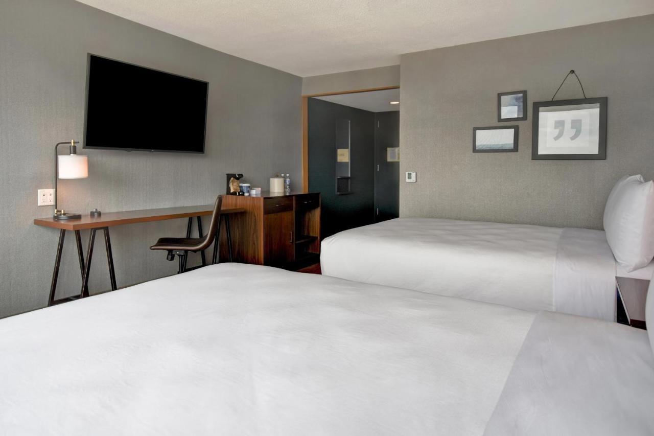 Four Points By Sheraton Boston Newton Extérieur photo