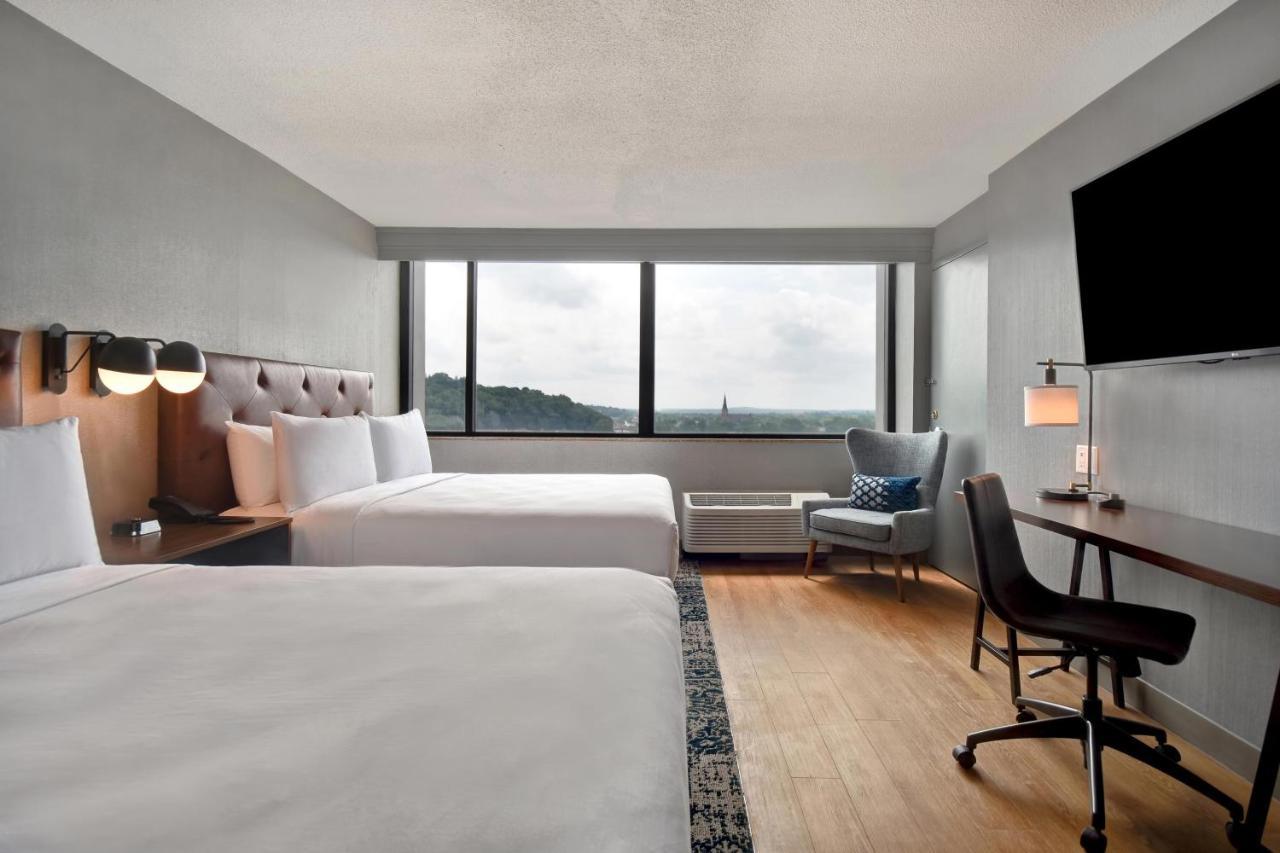 Four Points By Sheraton Boston Newton Extérieur photo