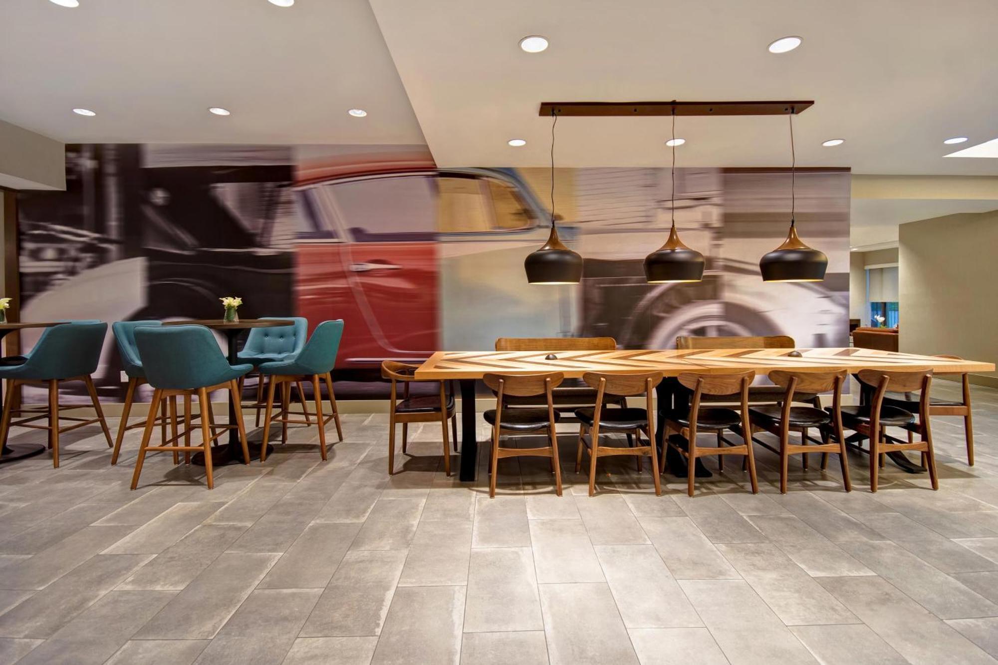 Four Points By Sheraton Boston Newton Extérieur photo