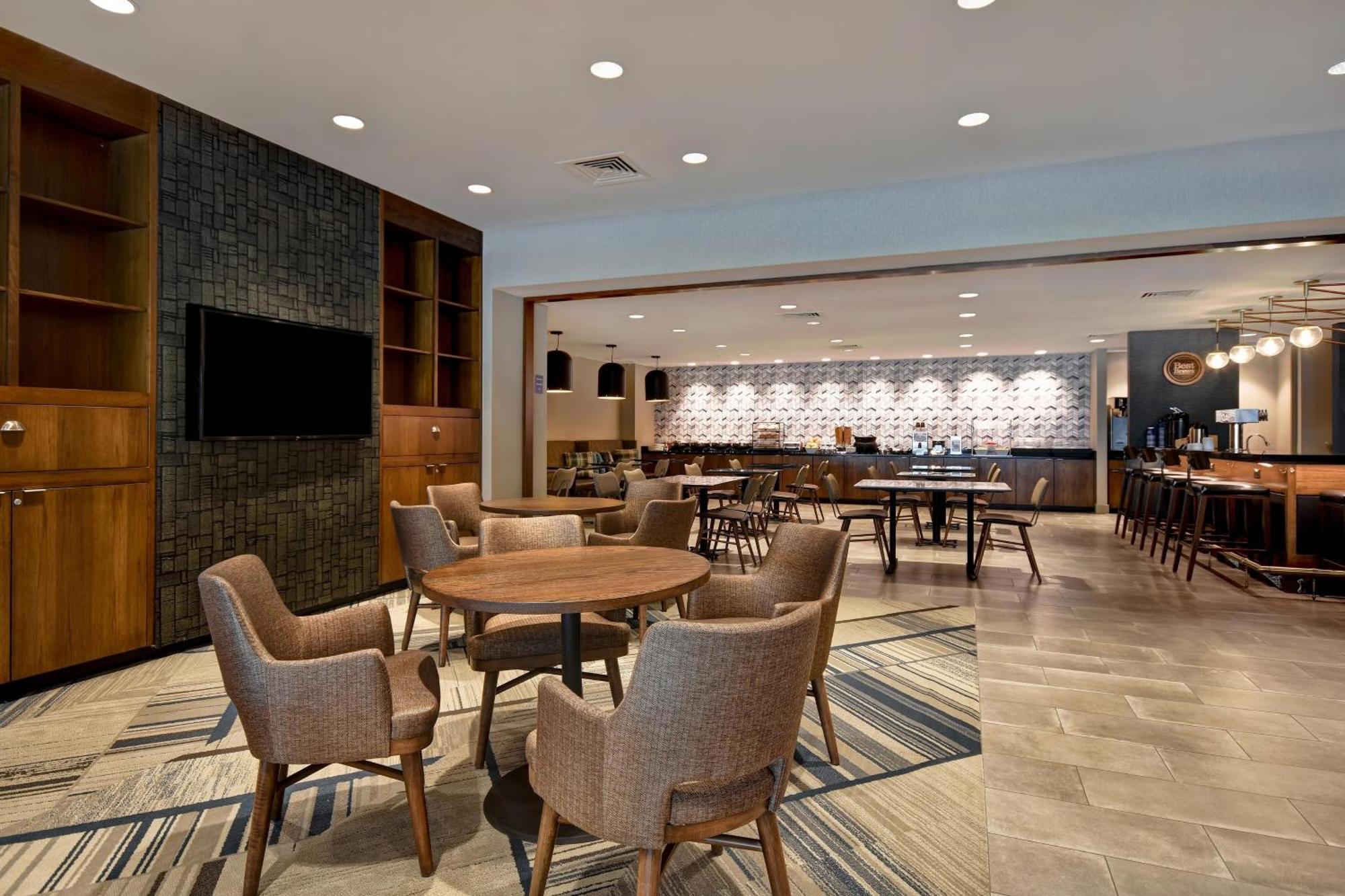 Four Points By Sheraton Boston Newton Extérieur photo