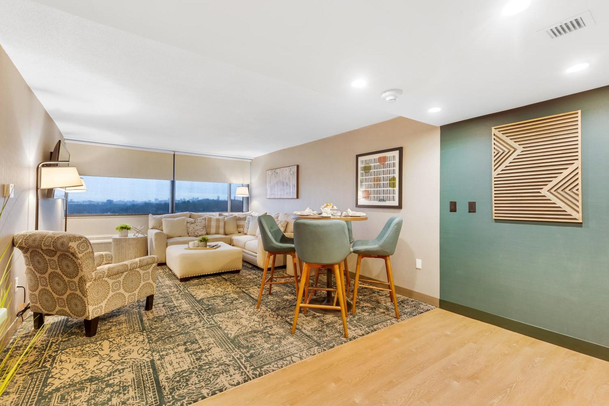 Four Points By Sheraton Boston Newton Extérieur photo