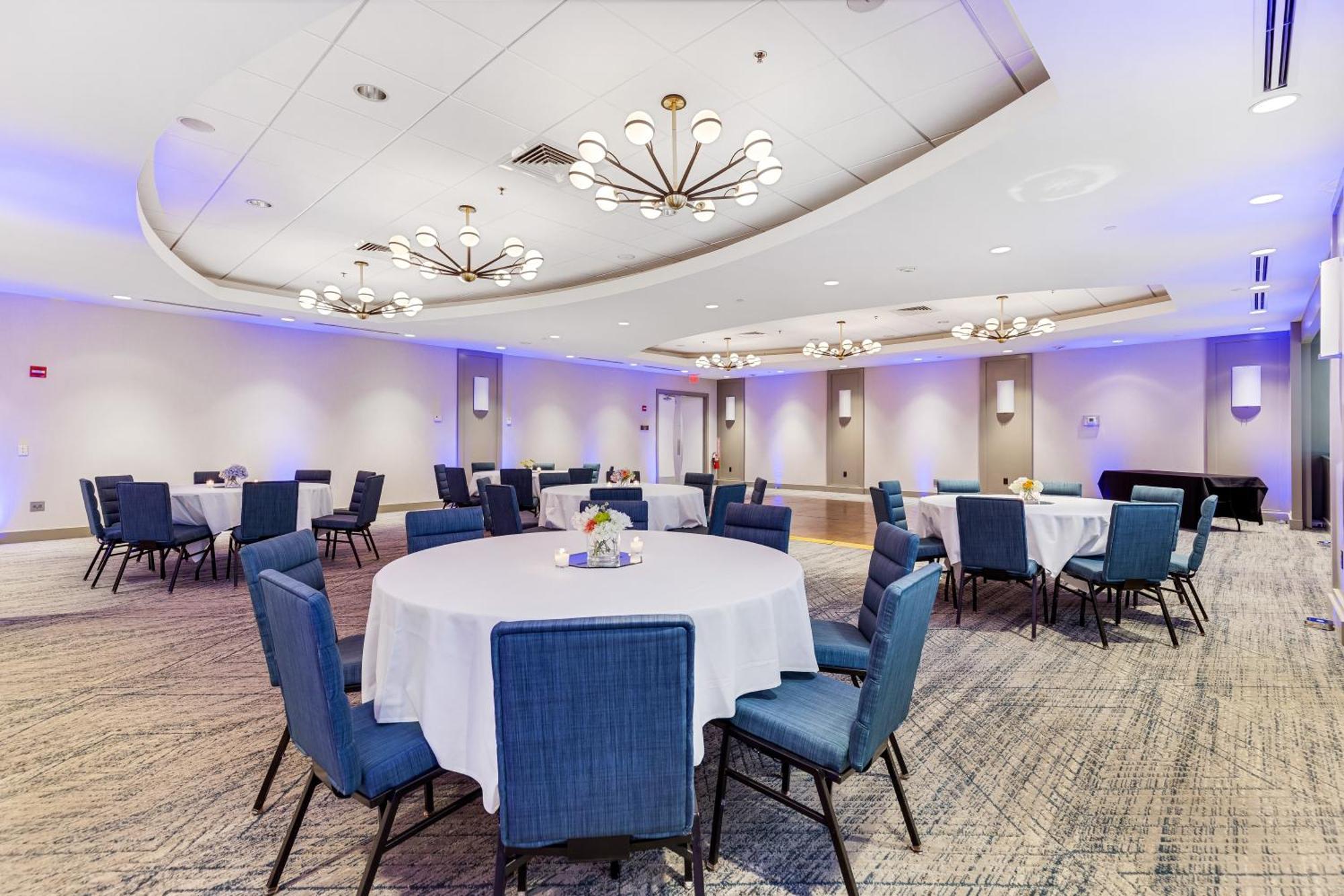 Four Points By Sheraton Boston Newton Extérieur photo